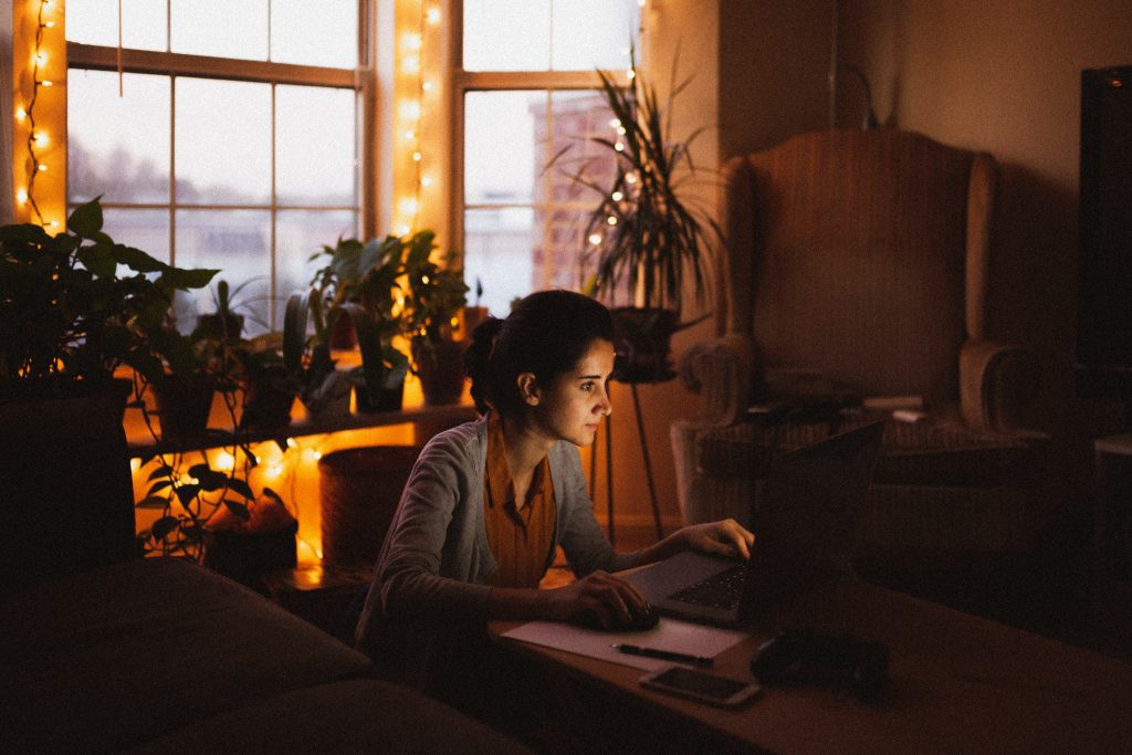 working screen time hours